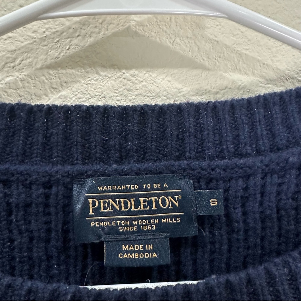 Pendleton 100% Lambswool Westerly Crewneck - image 3